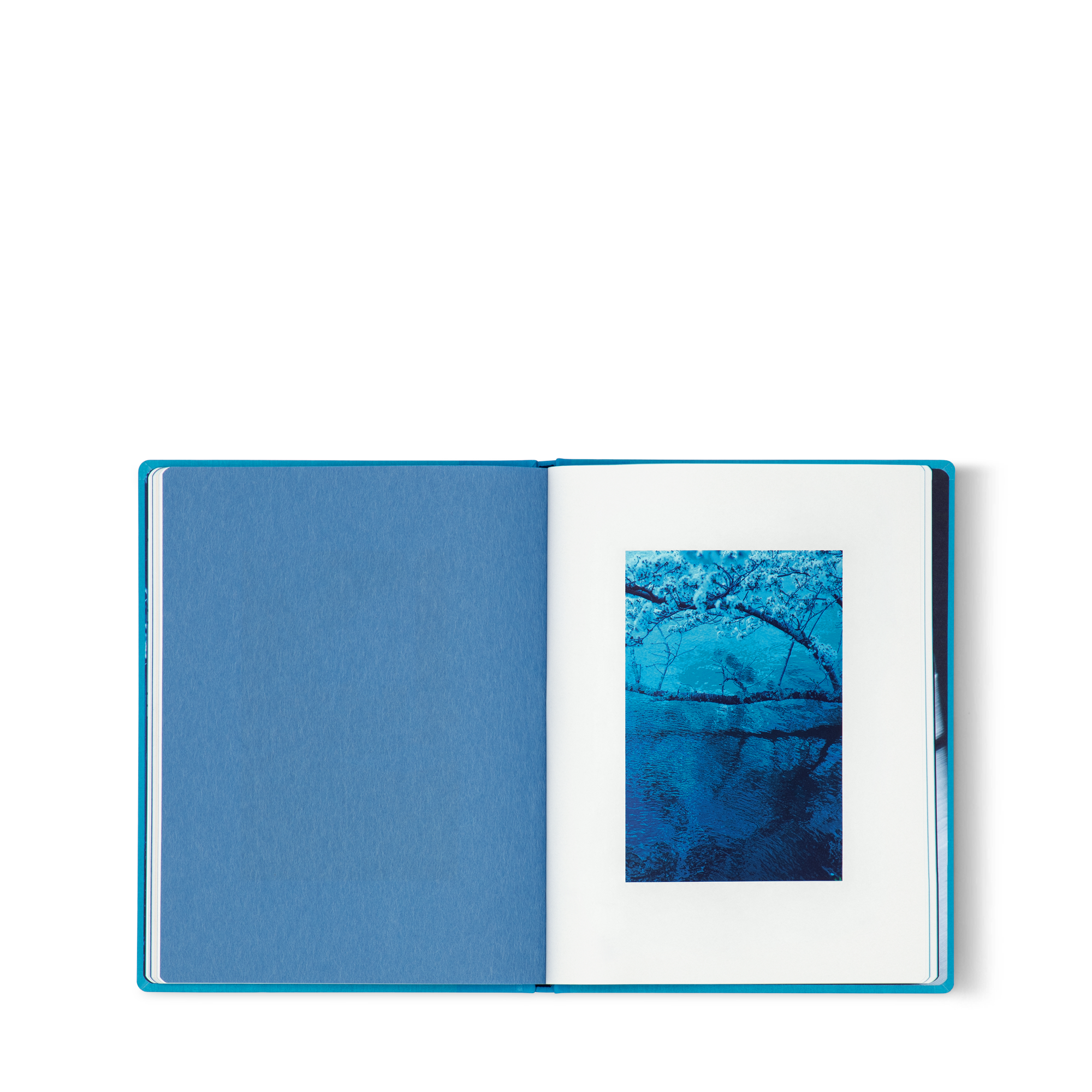 Fashion Eye Kyoto  Baúles, Viaje y Hogar Libros Fashion Eye | LOUIS VUITTON (Zoom de producto)